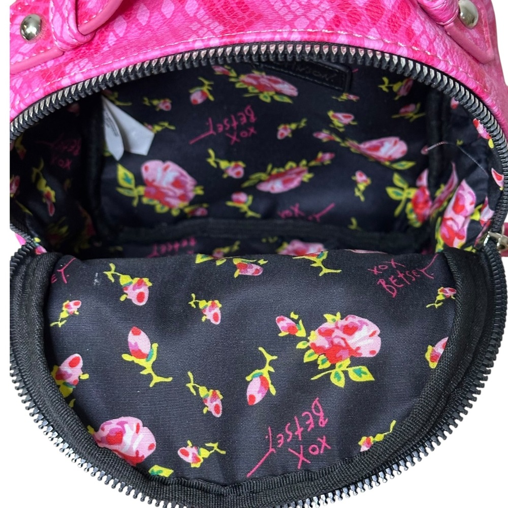 Betsey Johnson Cat Mini Backpack Pink Snakeskin Crossbody Y2K Novelty Bag‎ - Picture 9 of 11